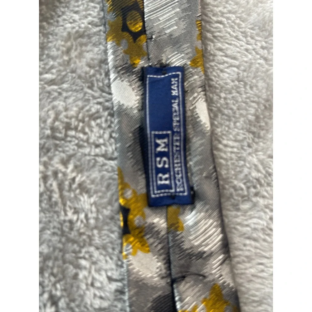 RSM Rochester Special Man‎ Tie, Gray Yellow Circle Floral, 100% Silk Necktie
